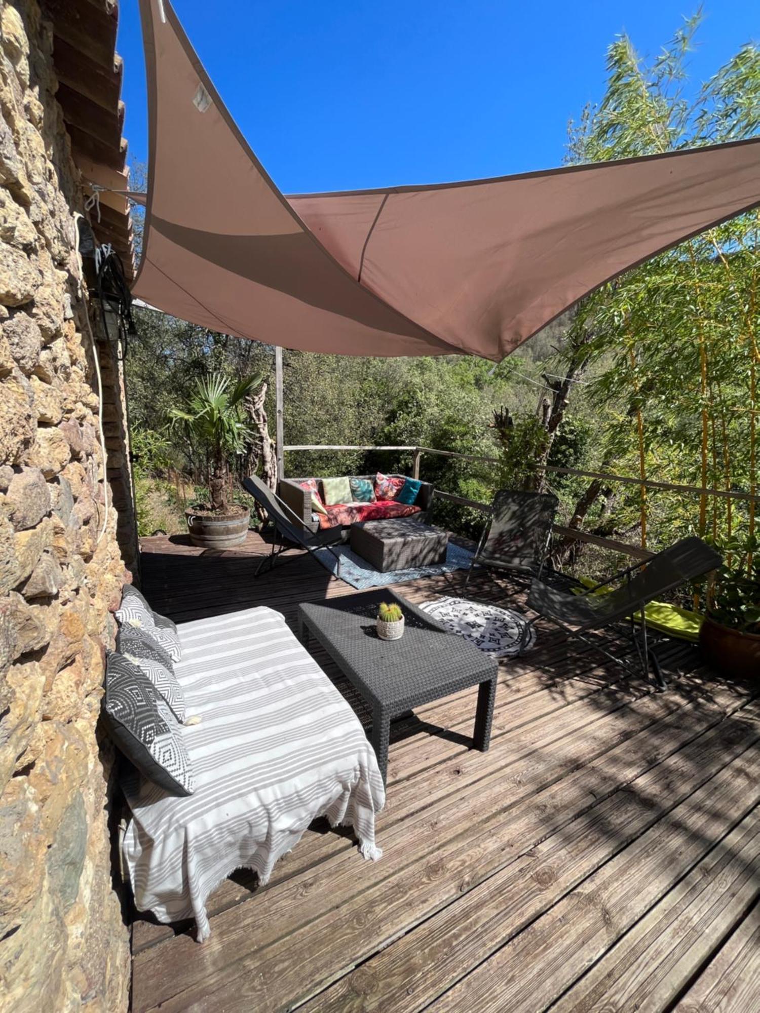 Bas De Avec Grande Terrasse Holiday home